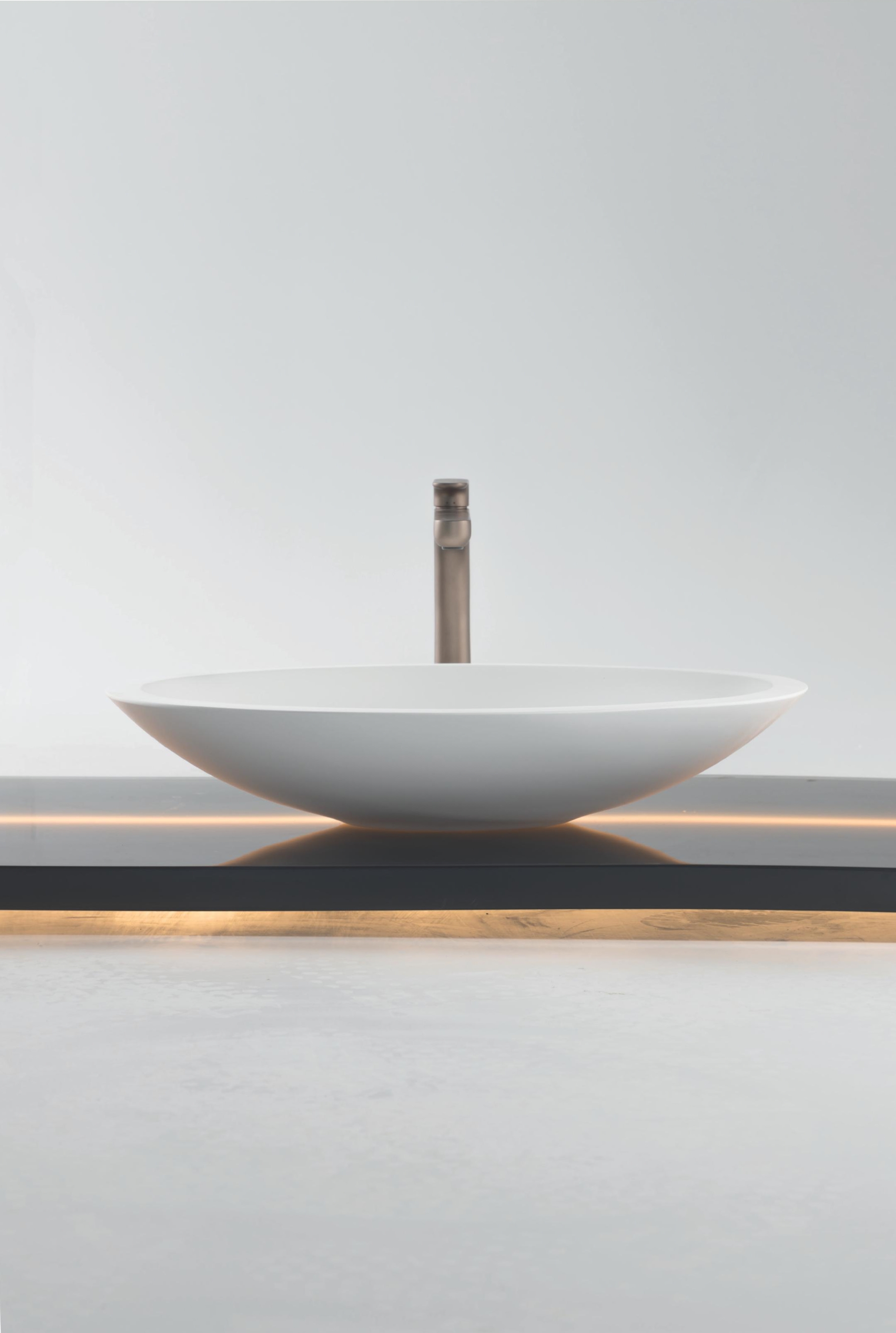 Dettaglio bordo vasca